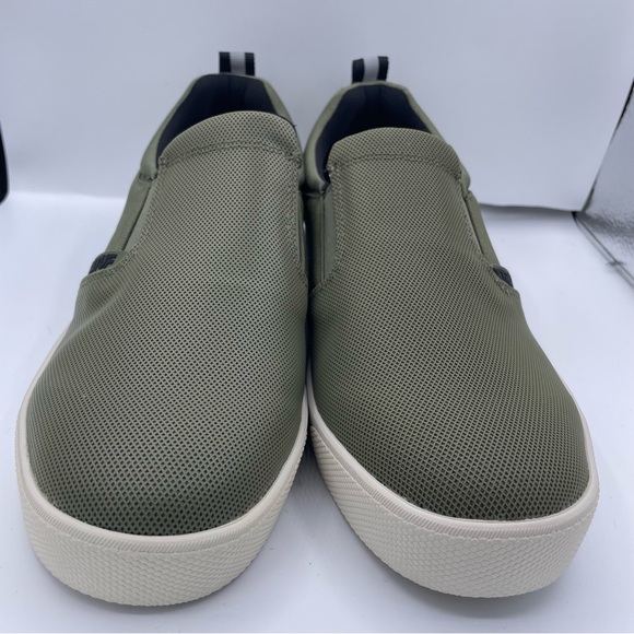 XTRATUF mens Topwater slip on shoes Size 9.5M main image 6